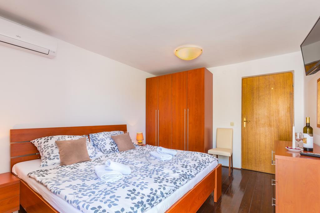Bed & Breakfast La Fontana Medulin Buitenkant foto